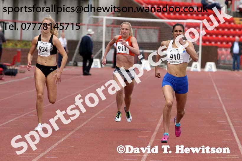 Womens senior 400 metres, North Eastern Champs, Gateshead Stadium. Photo: David T. Hewitson/Sports for All Pics